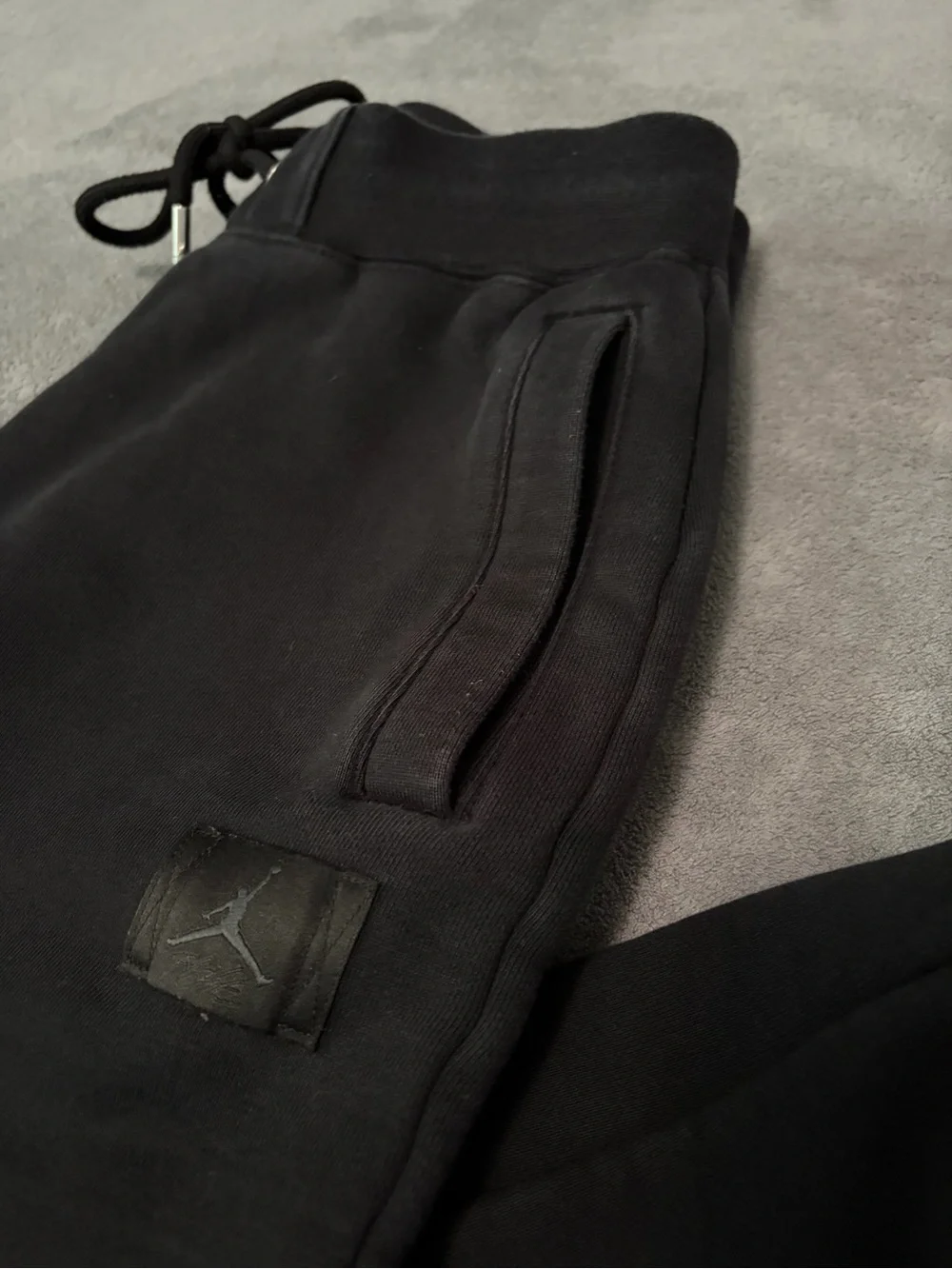 Men’s Nike flight Jordan fleece sweats- XS